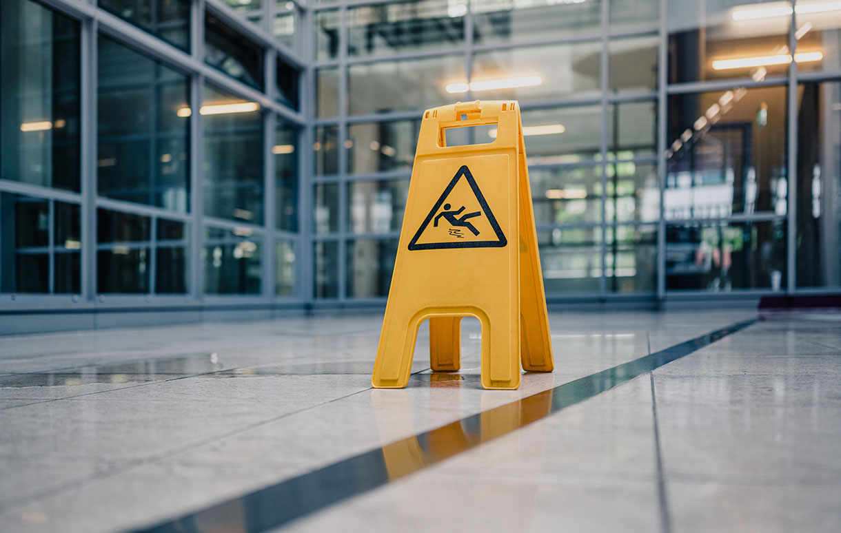 wet floor slip sign